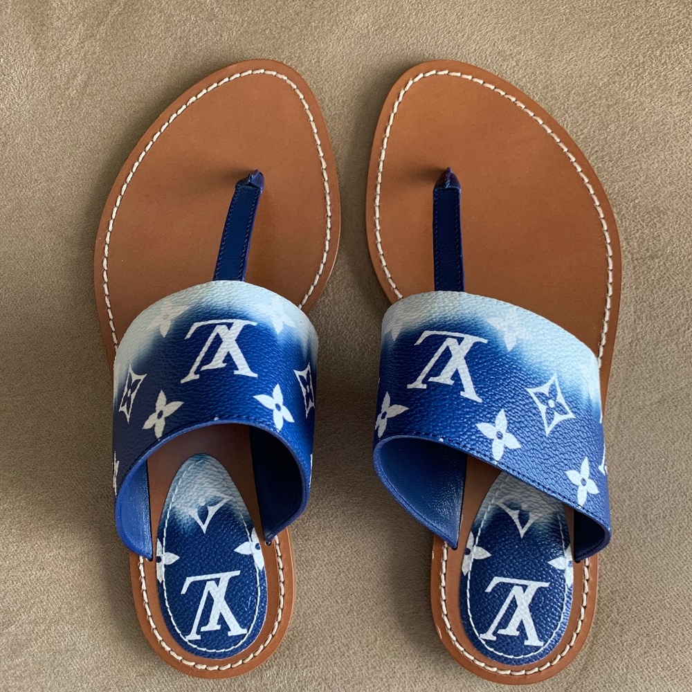 Brand new Louis Vuitton Monogram Escale Palma Sandal blue 37.5